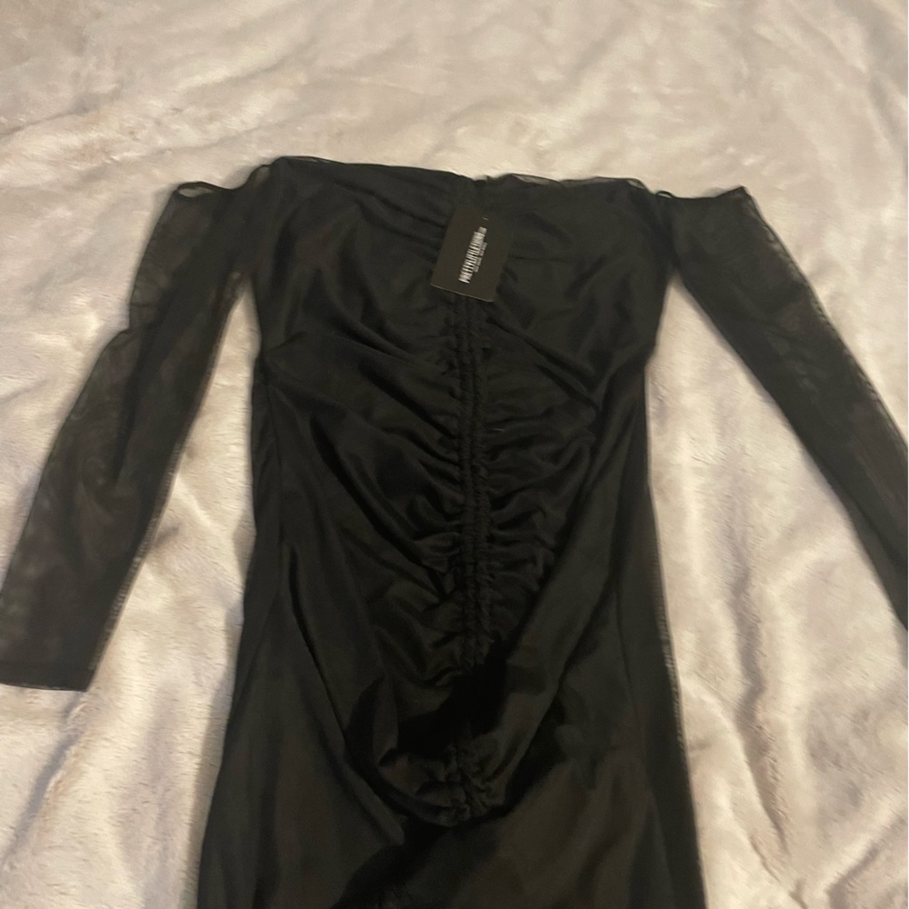 PrettyLittleThings black mesh ruched bardot bodycon dress off the shoulders - Picture 2 of 4